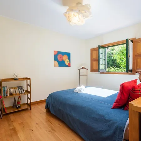 Holiday home Host Wise - Countryside Escape With Pool And Tennis Court *