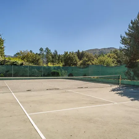 Host Wise - Countryside Escape With Pool And Tennis Court *