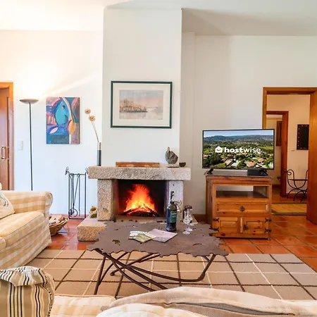 Host Wise - Countryside Escape With Pool And Tennis Court Holiday home